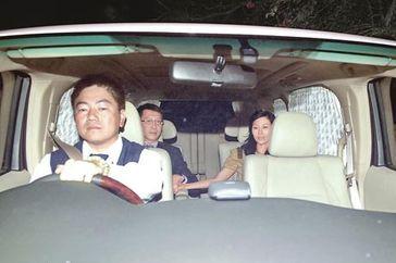 李嘉欣透露想生女儿试穿婚纱迎接大日子(附图