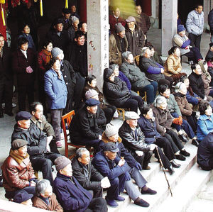 济南的人口总数_青岛人口总量与增速均排全省第三(2)