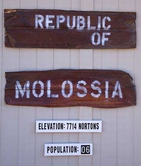 人口老龄化_molossia人口