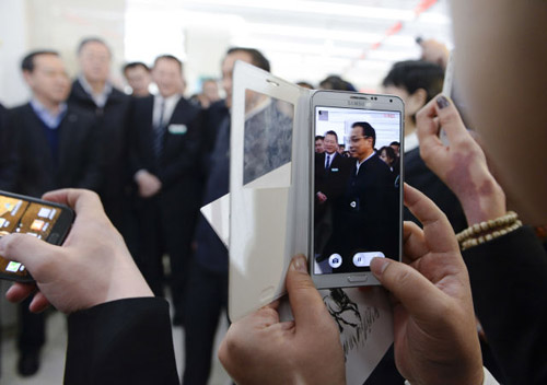 李克强沈阳考察小额贷款公司:我想听建议 大胆