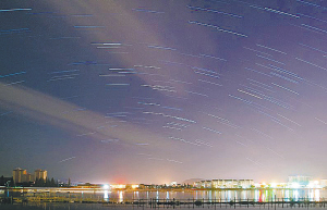 被流星雨包围的绍兴星空 让你惊艳