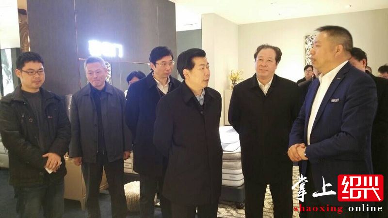 考察喜临门