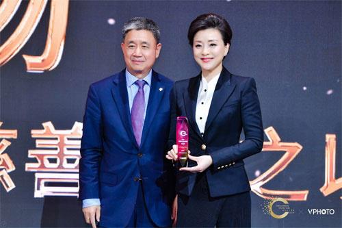 林志玲杨澜张信哲等亮相“2018慈善名人榜”盛典|绍兴网